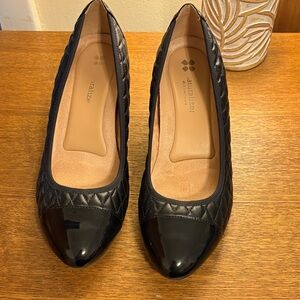 Naturalizer Black Quilted wedge